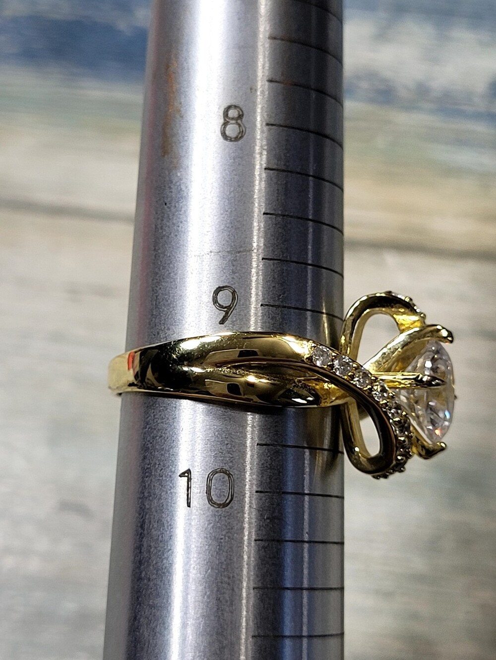 Gold-Tone Solitaire Twist Ring with Clear Crystal Accent - Picture 4 of 5